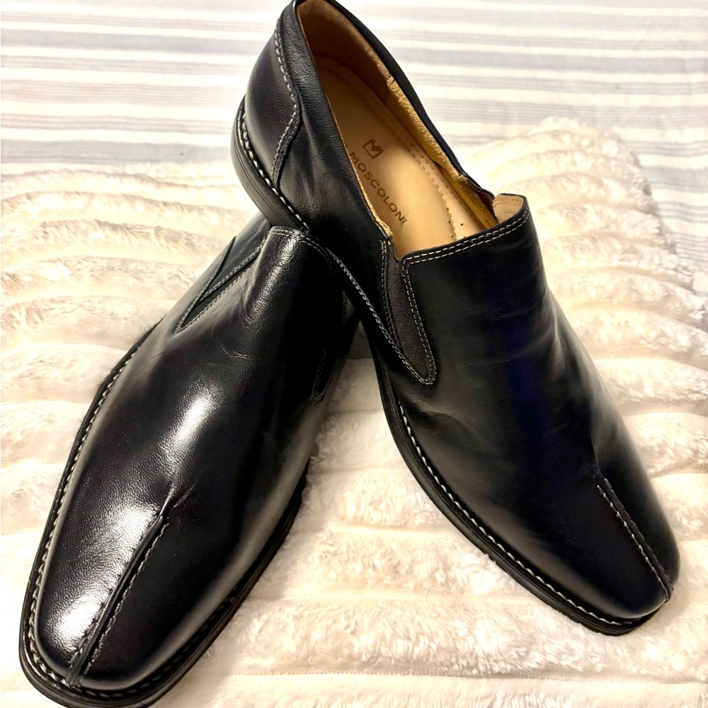 Sandro Moscoloni Black Leather Loafers Sleek Slip-Ons